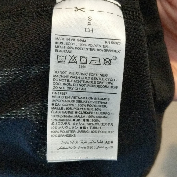 ✨3 for $25✨Workout Longsleeve - Picture 3 of 3